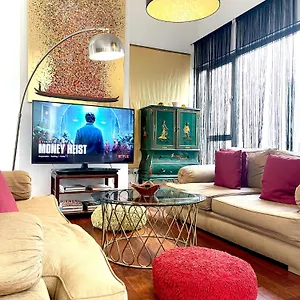 Atico En Plaza De La Constitucion 3 Bedrooms Malaga