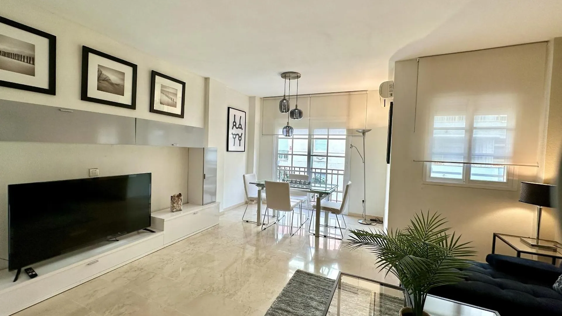 Urbe10 Ferrandiz 2 Bedrooms Apartment Malaga 0*,  Spain